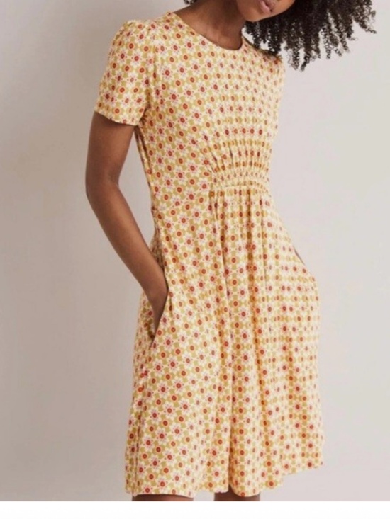 Boden Dresses & Skirts - Boden Floral Crew Neck Jersey Short Sleeve Mini Dress Size 16/18L NWOT